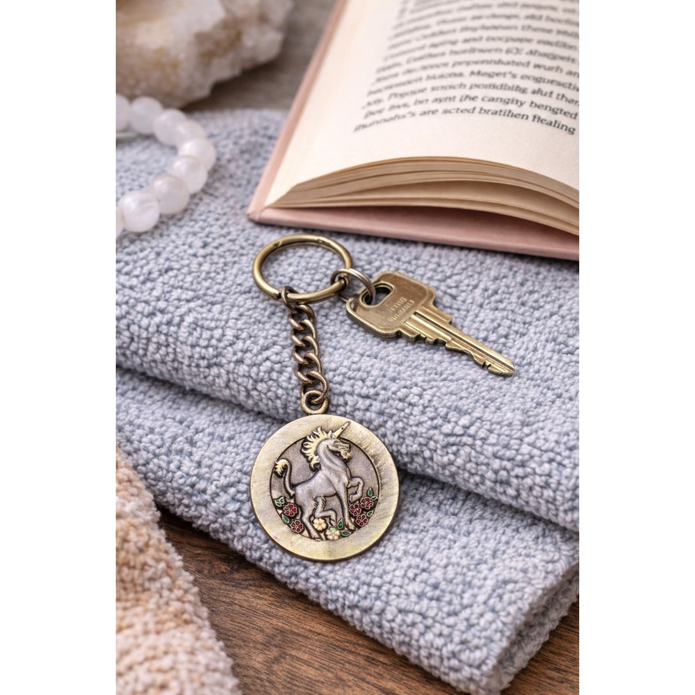 Vintage 1986 Rawcliffe Pewter I Love Unicorns Keychain Floral Fantasy Retro USA